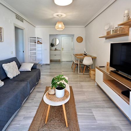 Love Rent4 Malaga Alamar ตอร์เรโมลิโนส ภายนอก รูปภาพ