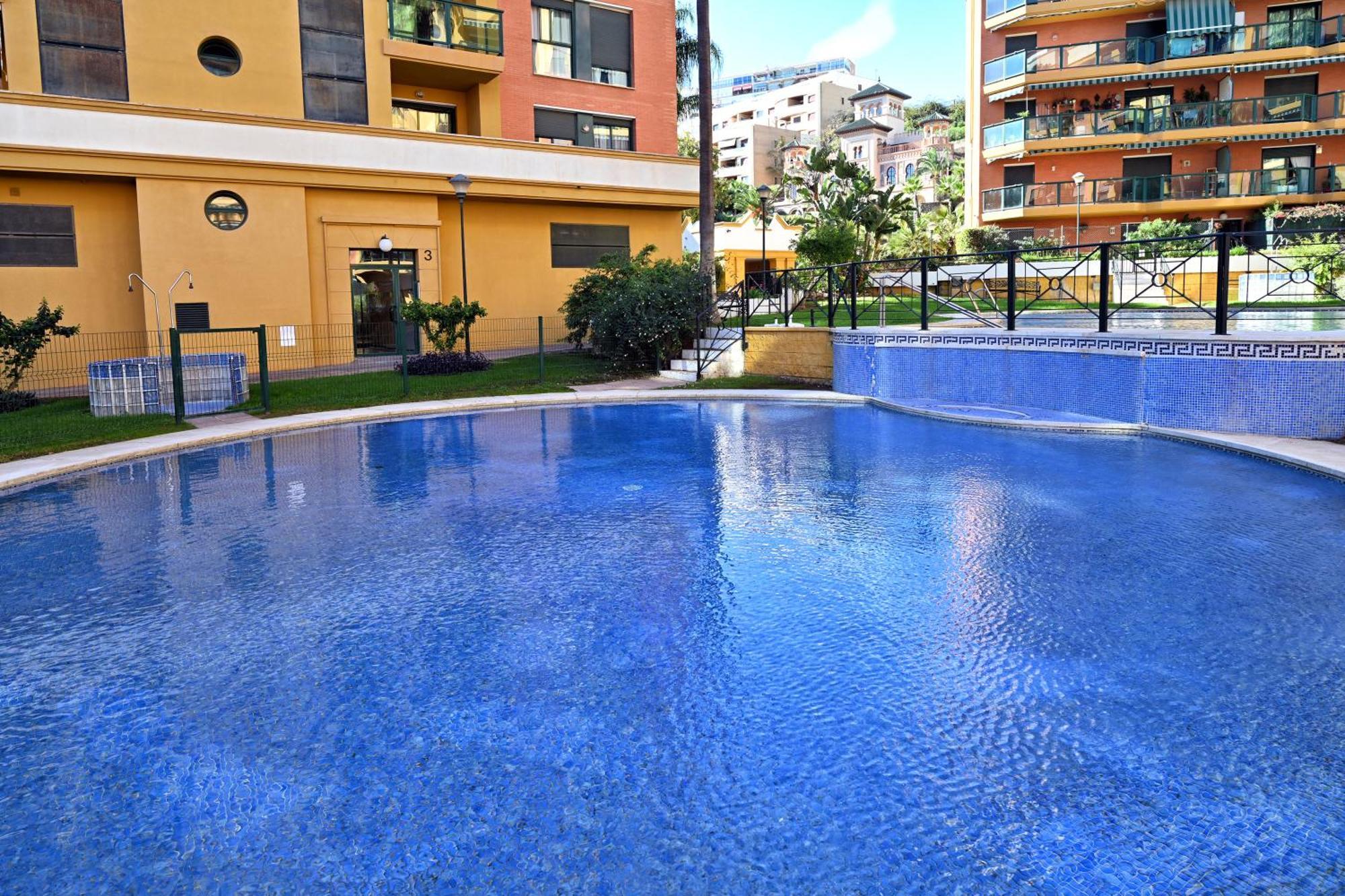 Love Rent4 Malaga Alamar ตอร์เรโมลิโนส ภายนอก รูปภาพ